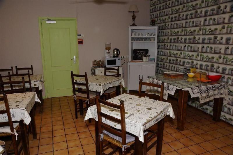 Le Richelieu Hotell Le Boulou Exteriör bild